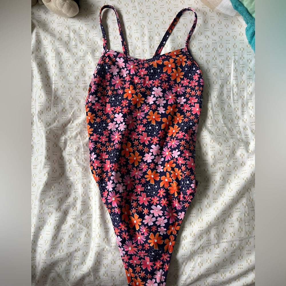 Jolyn “Perry” Onesie, Size 26 (read description!!!)